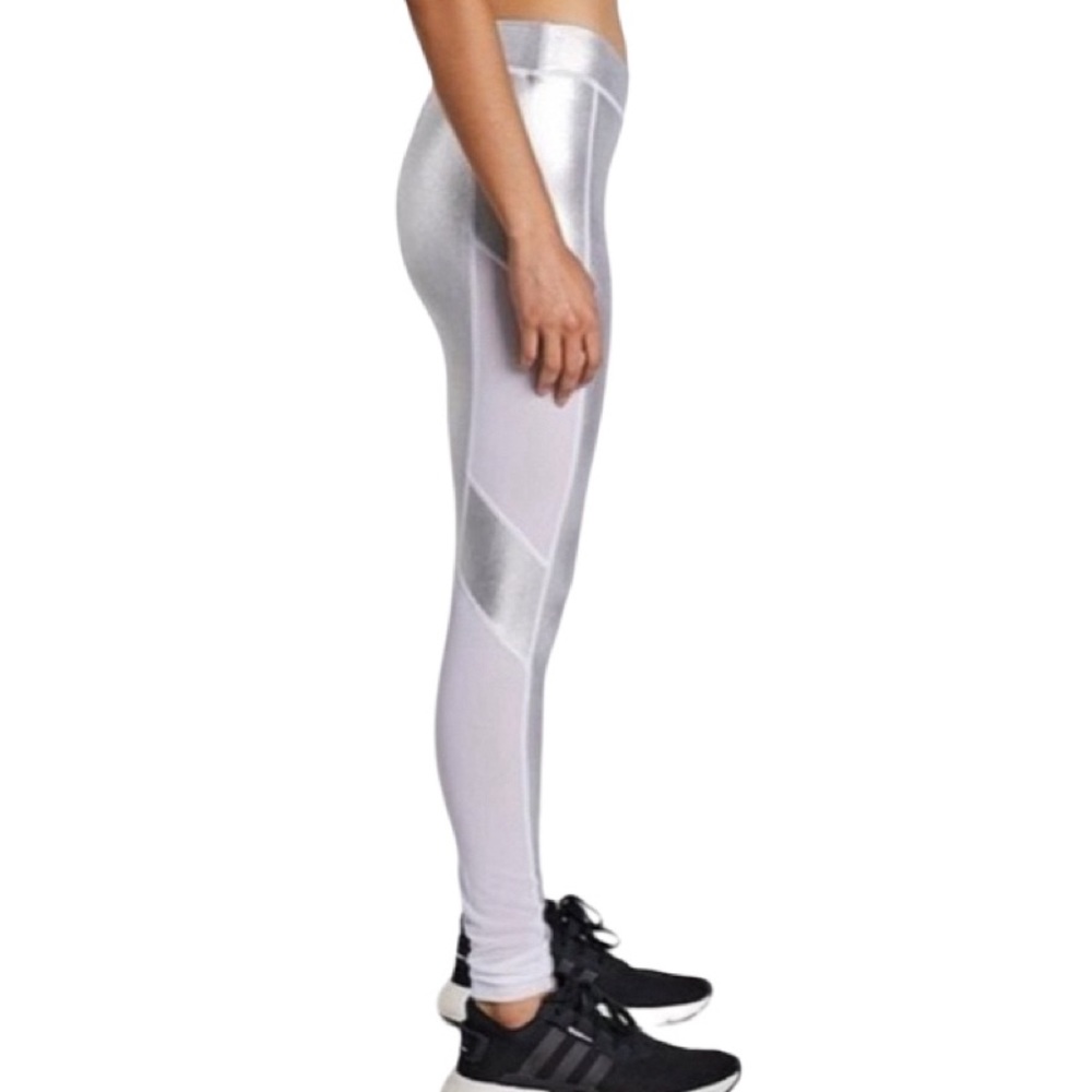 NWT SECNDNTURE by Jordyn Woods Silver and White Mesh Leggings - Sz M